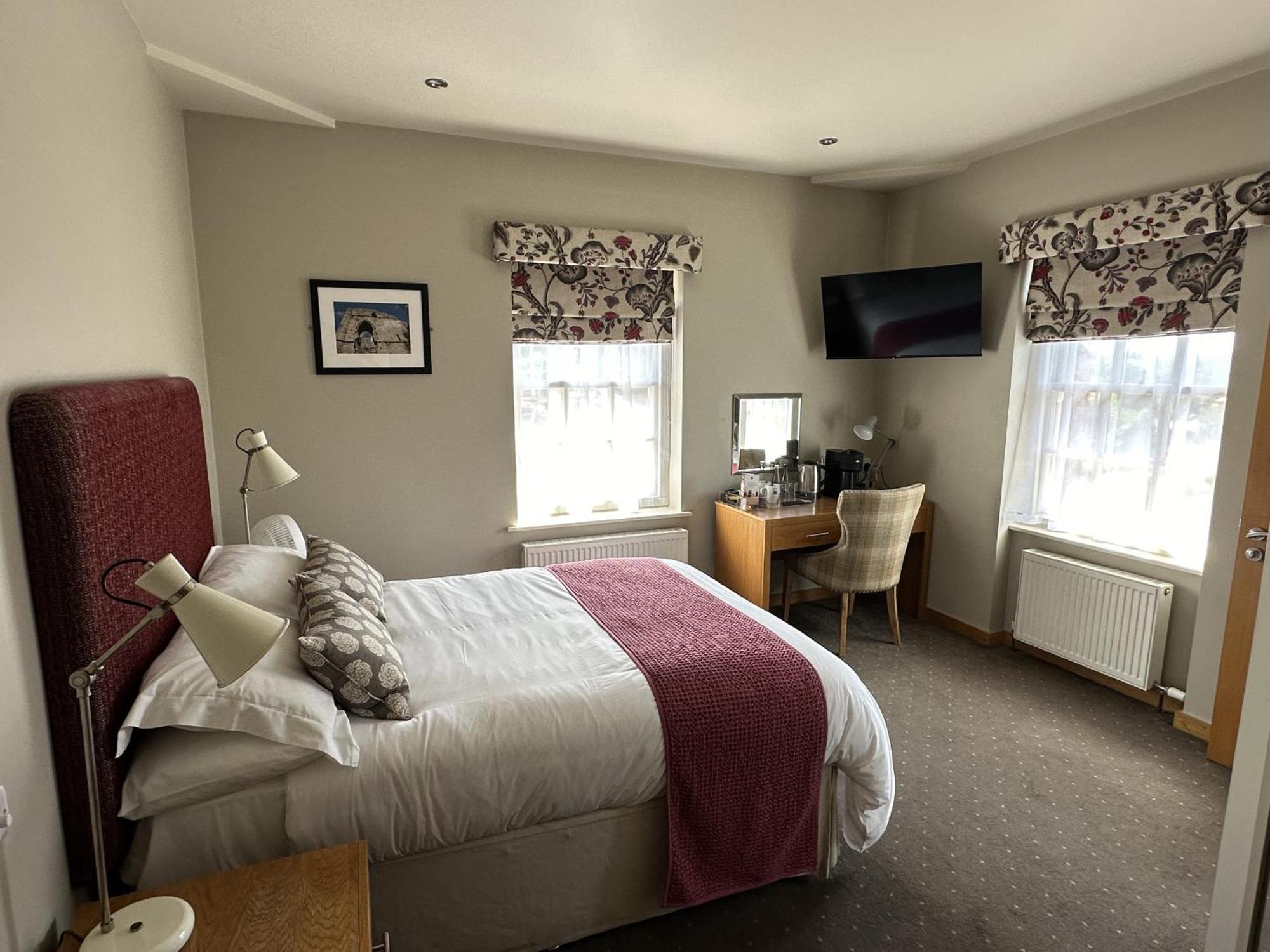 The Mitre Inn Knaresborough Extérieur photo