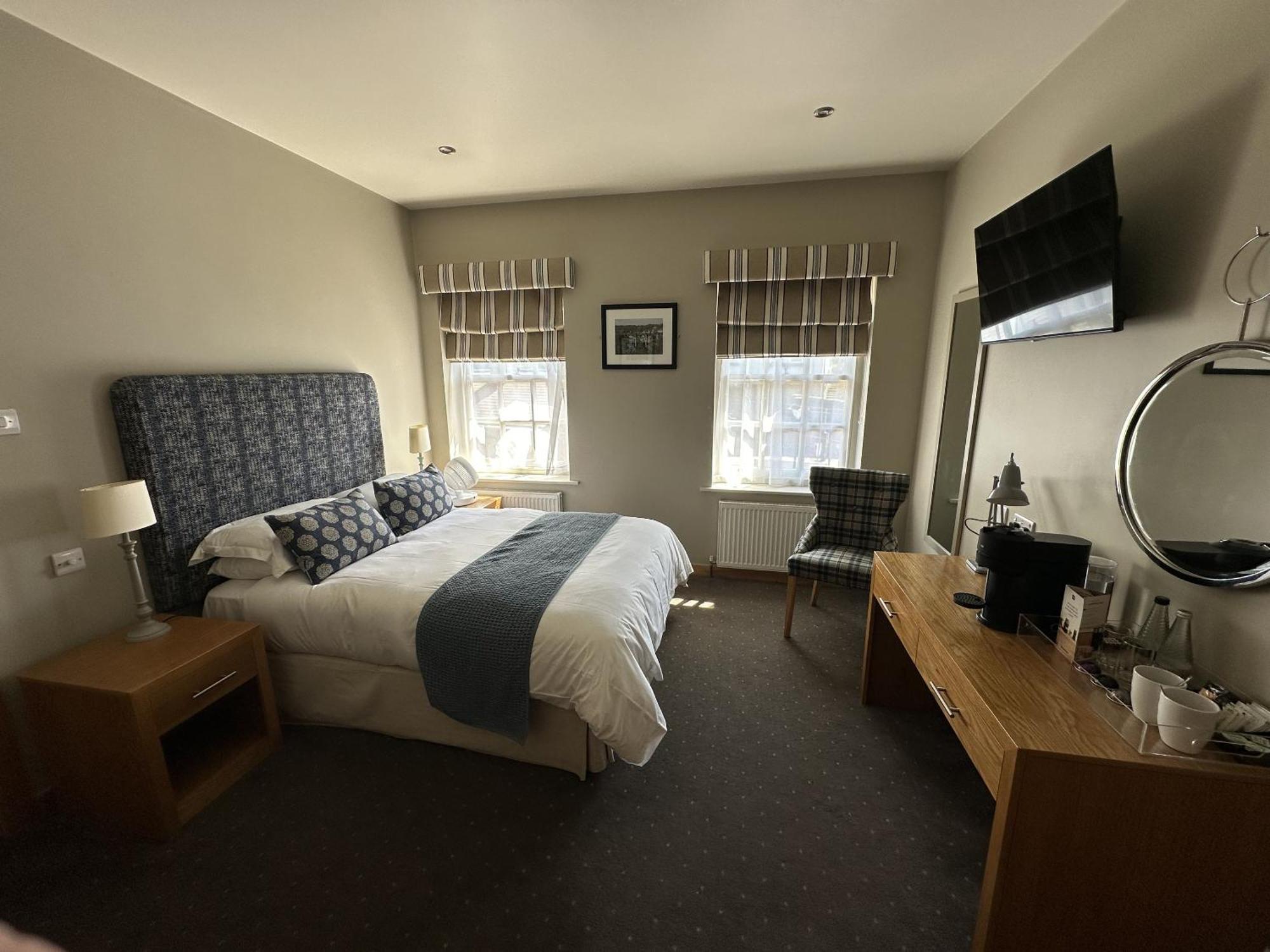 The Mitre Inn Knaresborough Extérieur photo