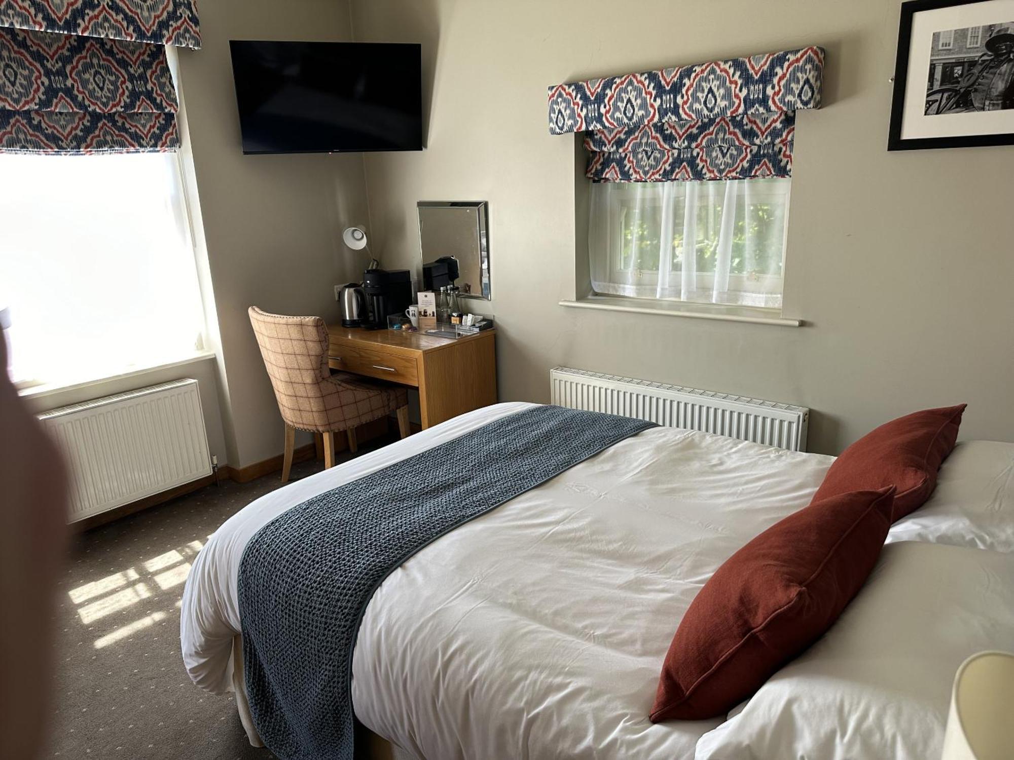 The Mitre Inn Knaresborough Extérieur photo
