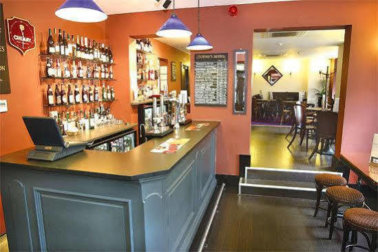The Mitre Inn Knaresborough Extérieur photo